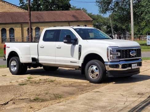 New 2026 Ford F350 Lariat w/ Lariat Ultimate Package AWD/4WD image 1