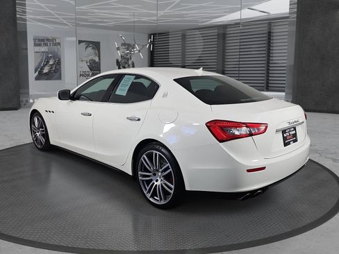Used 2015 Maserati Ghibli RWD image 7