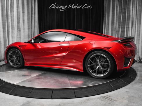 Used 2017 Acura NSX AWD/4WD image 3