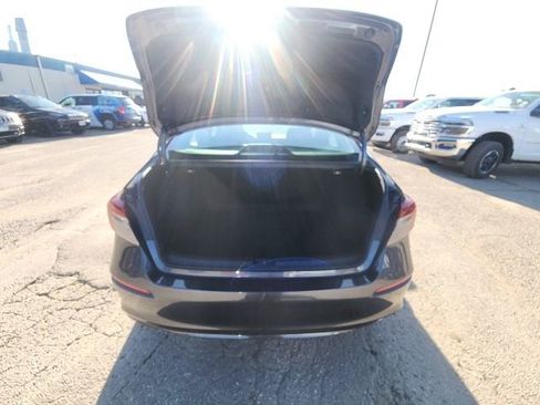 Used 2025 Honda Civic Sport image 18