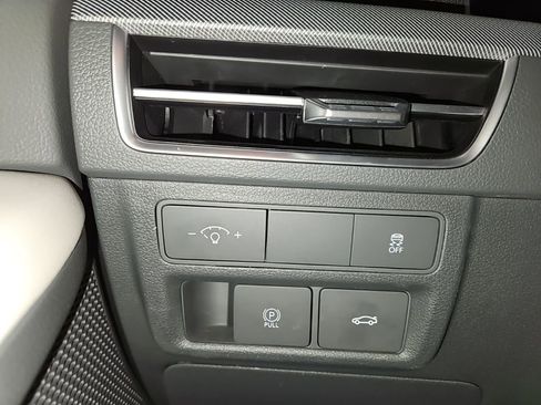 Used 2025 Hyundai Sonata SEL FWD image 19