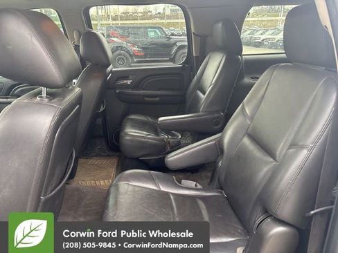 Used 2012 GMC Yukon XL Denali image 9