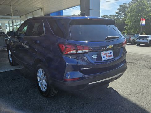 Used 2022 Chevrolet Equinox LT FWD image 9