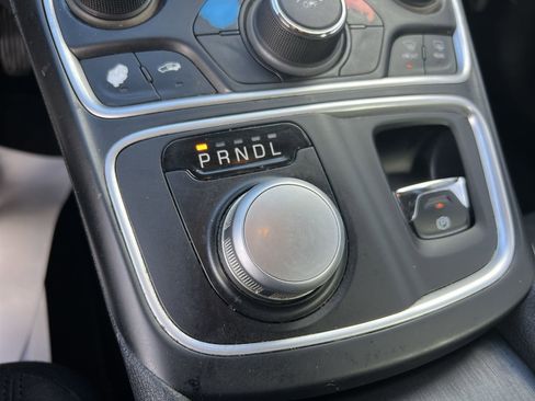 Used 2016 Chrysler 200 Limited w/ Anniversary Edition image 26