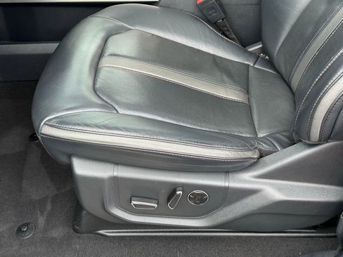 Used 2022 Ford F350 Platinum image 35