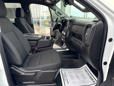 Used 2025 GMC Sierra 2500 Pro w/ 1SA Pro Safety Plus Package image 29