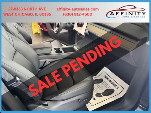 Used 2024 Tesla Model Y Long Range AWD/4WD image 12