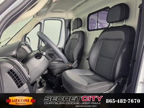 New 2027 RAM ProMaster 2500 w/ Quick Order Package 22G SLT FWD image 10
