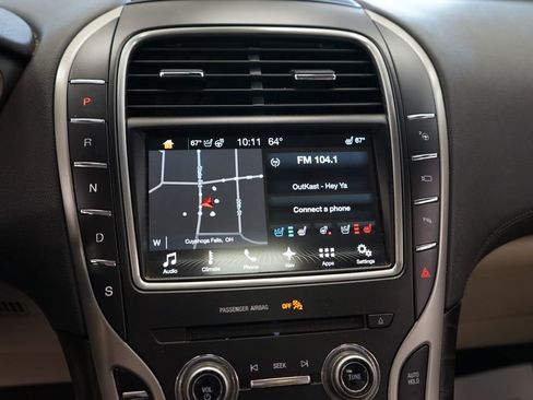 Used 2017 Lincoln MKX Reserve w/ Driver Assistance Package AWD/4WD image 34