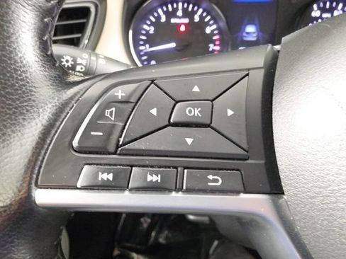 Used 2022 Nissan Rogue Sport SV w/ Technology Package AWD/4WD image 13