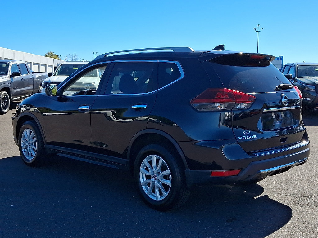 Used 2019 Nissan Rogue S w/ Special Edition Package AWD/4WD image 4