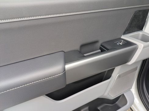 New 2026 Ford F250 XLT w/ XLT Premium Package image 31