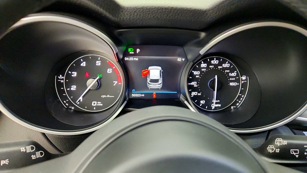 Used 2023 Alfa Romeo Stelvio Ti AWD/4WD image 15