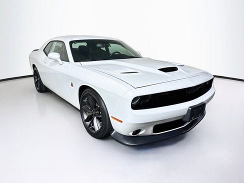 Used 2019 Dodge Challenger R/T Scat Pack w/ Plus Package RWD image 3