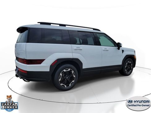 Used 2025 Hyundai Santa Fe SEL image 4