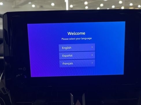 Used 2026 Toyota Corolla LE image 31