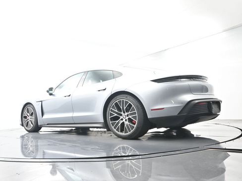 Certified 2024 Porsche Taycan 4S AWD/4WD image 45