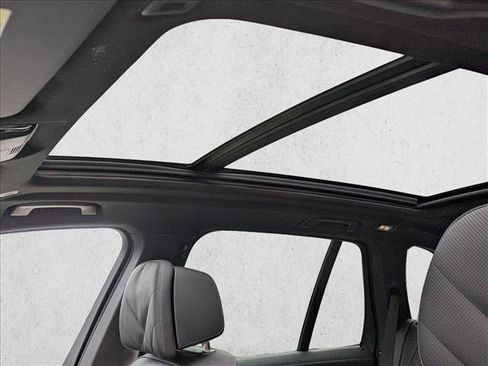 New 2026 BMW X5 xDrive40i w/ Climate Comfort Package image 15