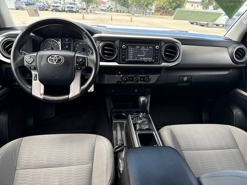Used 2016 Toyota Tacoma SR5 w/ Towing Package RWD image 6