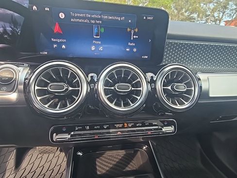 Used 2025 Mercedes-Benz GLB 250 GLB 250 4MATIC w/ Exclusive Package image 22