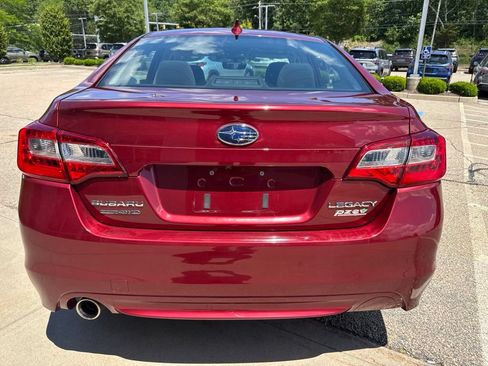 Used 2017 Subaru Legacy 2.5i Premium AWD/4WD image 3