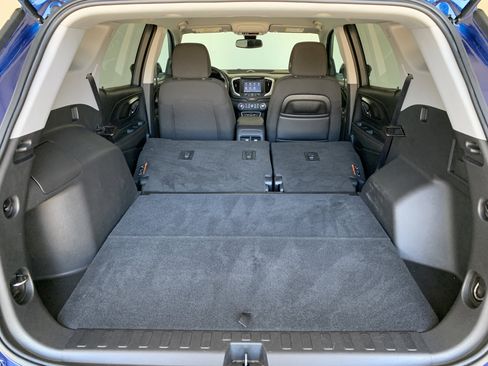 Used 2022 GMC Terrain SLE w/ Driver Convenience Package image 47