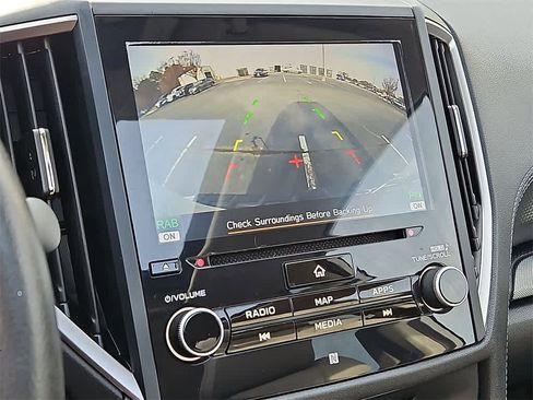 Used 2021 Subaru Forester Limited image 16