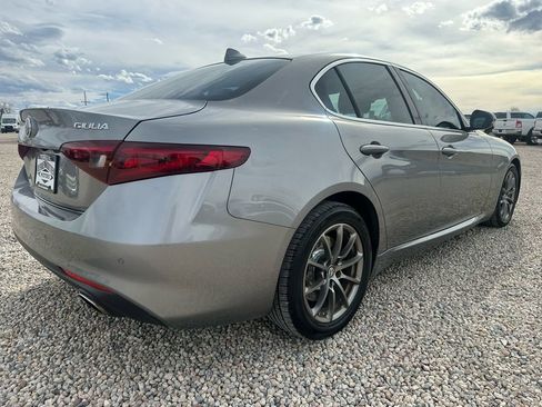 Used 2017 Alfa Romeo Giulia AWD w/ Cold Weather Package image 11
