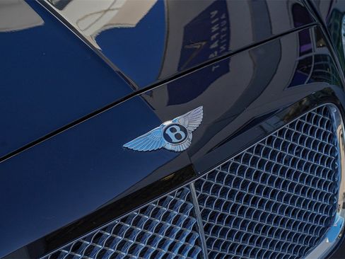 Used 2016 Bentley Continental GT image 4