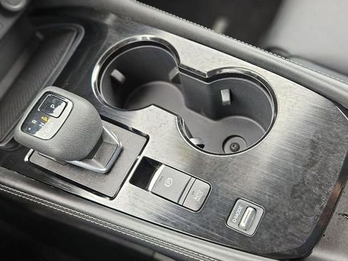 Certified 2023 Nissan Rogue SL w/ SL Premium Package image 26