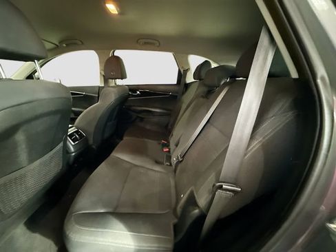Used 2020 Kia Sorento LX image 23