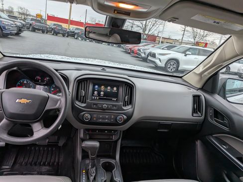 Used 2021 Chevrolet Colorado W/T image 14