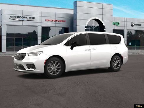 New 2024 Chrysler Pacifica Touring-L AWD/4WD image 2