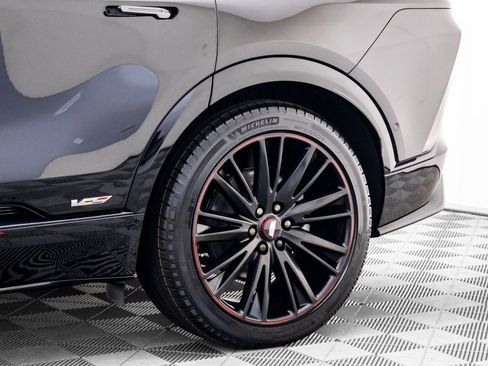 New 2026 Cadillac Lyriq V w/ LPO, Red Accent Package image 34