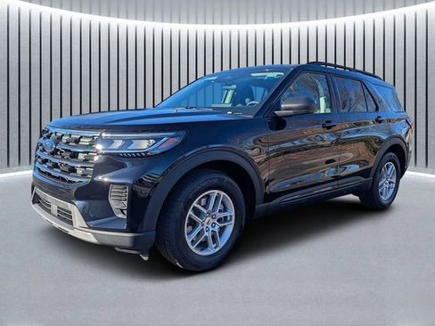 New 2026 Ford Explorer Active image 7