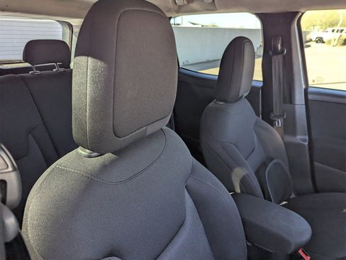 Used 2020 Jeep Renegade Sport image 7