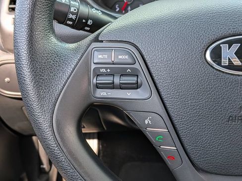 Used 2016 Kia Forte LX FWD image 24