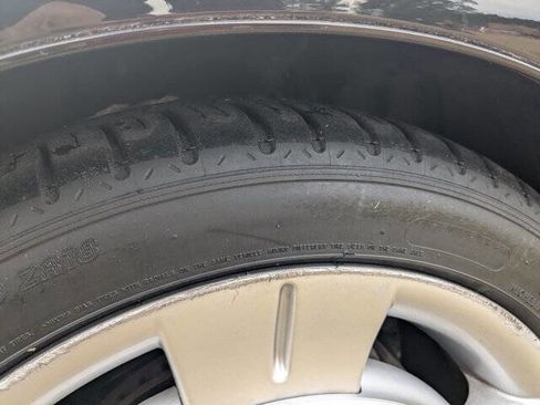 Used 2002 Lexus SC 430 Convertible image 11