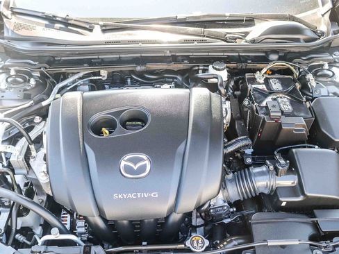 Used 2019 MAZDA MAZDA3 Hatchback FWD image 28