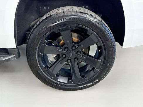 Used 2018 Chevrolet Tahoe LS w/ Enhanced Driver Alert Package RWD image 33