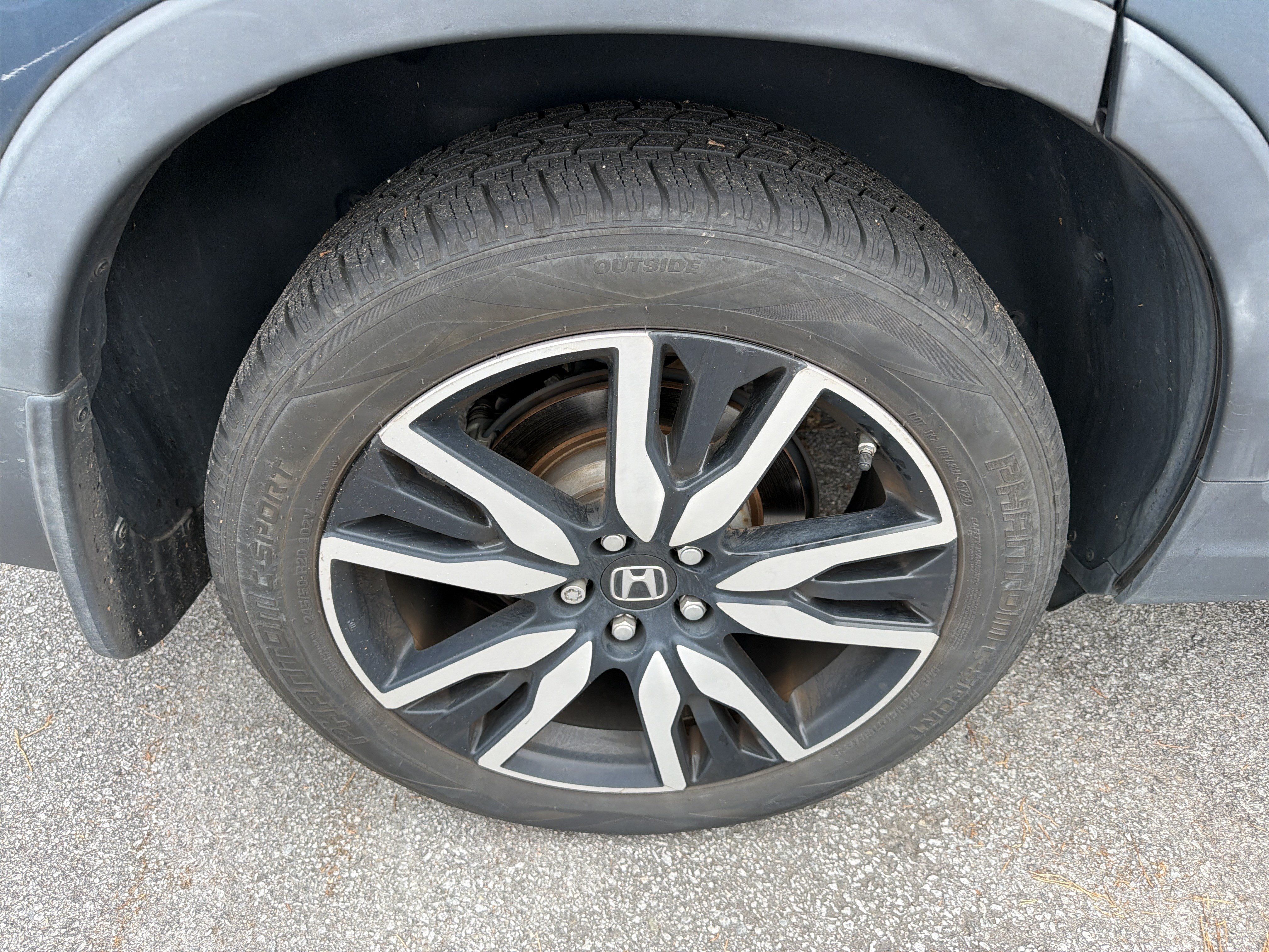 Used 2022 Honda Pilot Touring image 8