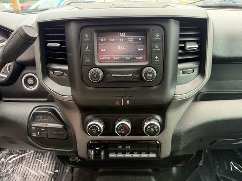 Used 2022 RAM 3500 Tradesman AWD/4WD image 28