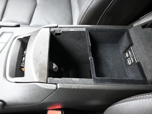 Used 2024 Cadillac XT5 Premium Luxury image 24