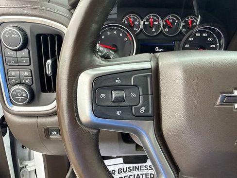 Used 2020 Chevrolet Silverado 1500 LT Trail Boss AWD/4WD image 32