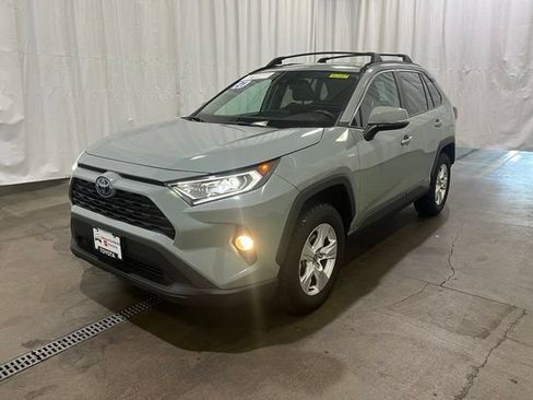 Certified 2021 Toyota RAV4 XLE AWD/4WD image 8