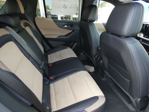 New 2026 Chevrolet Equinox ACTIV w/ Convenience Package III AWD/4WD image 16