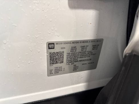 Used 2024 Chevrolet Blazer EV LT AWD/4WD image 28