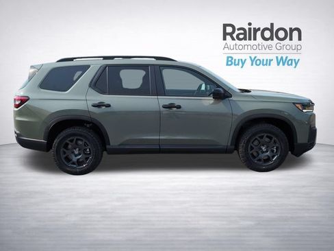 Used 2026 Honda Pilot TrailSport image 8