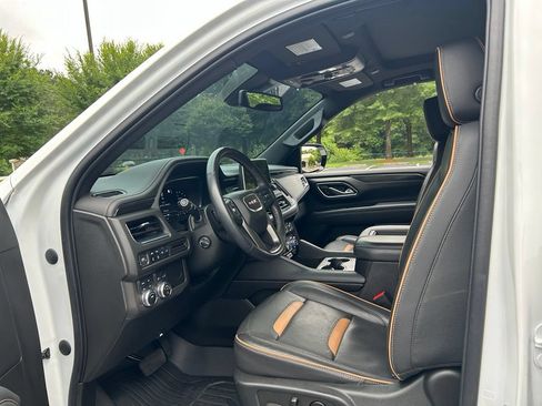 Used 2022 GMC Yukon AT4 AWD/4WD image 40