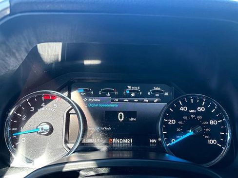 Used 2017 Ford F250 Lariat w/ Lariat Ultimate Package image 21